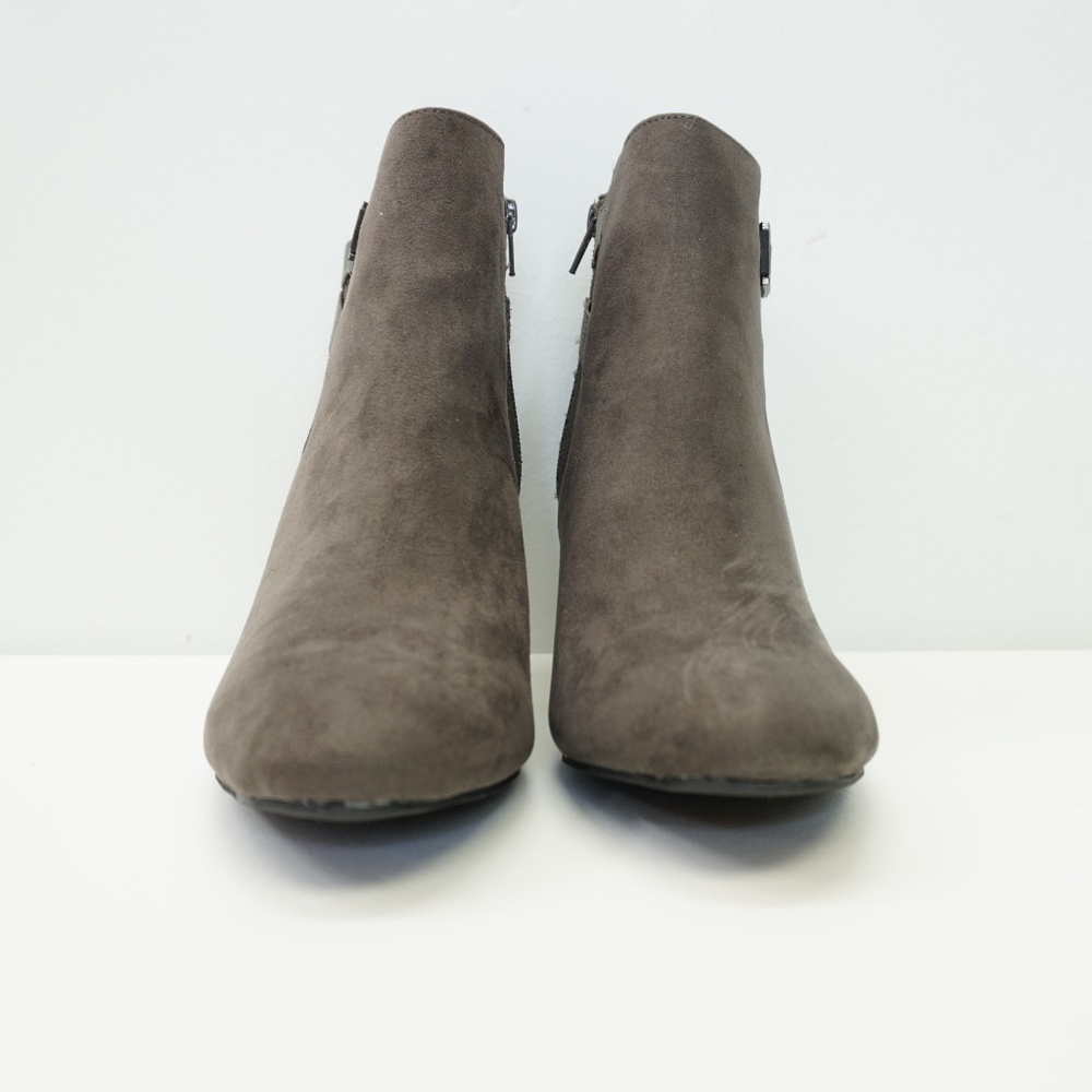 NEW Apri High Heel Ankle Boot Bootie Gray Grey 10 - Picture 3 of 8